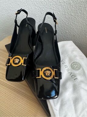 Versace Medusa Black Patent Leather Slingback Pumps Gold Size 39